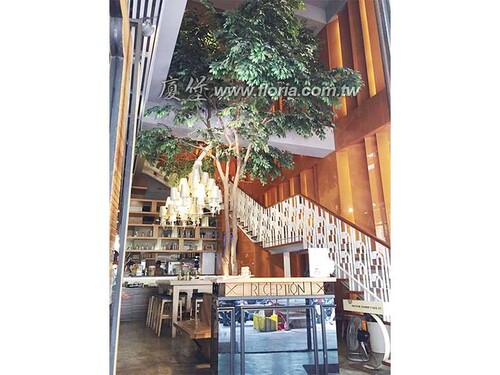 【  貳樓餐廳 公益店 】  |造景實績|大型人造樹