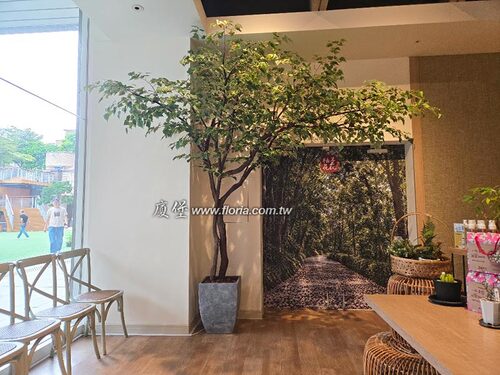 【台北柚子花花｜餐廳人造樹與室內造景工程】