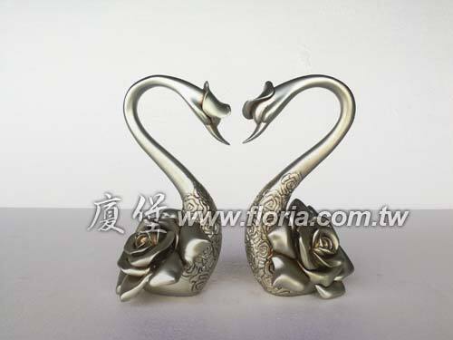 玫瑰天鵝造型雕塑擺飾  |傢飾精品|飾品/雕塑品